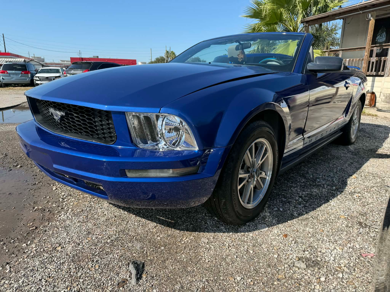 Ford Mustang V6 Deluxe Convertible 2005