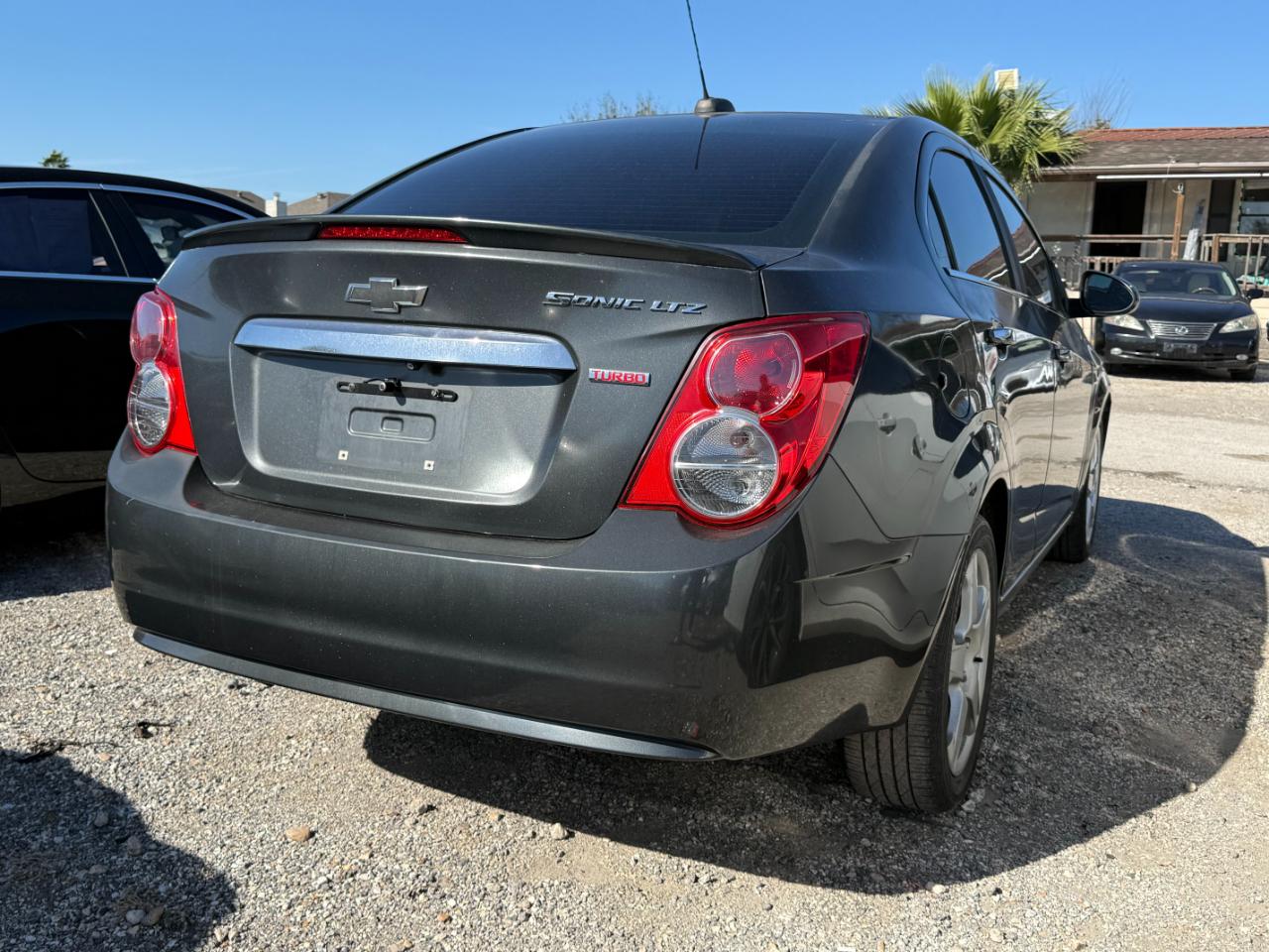 Chevrolet Sonic LT Auto Sedan 2017