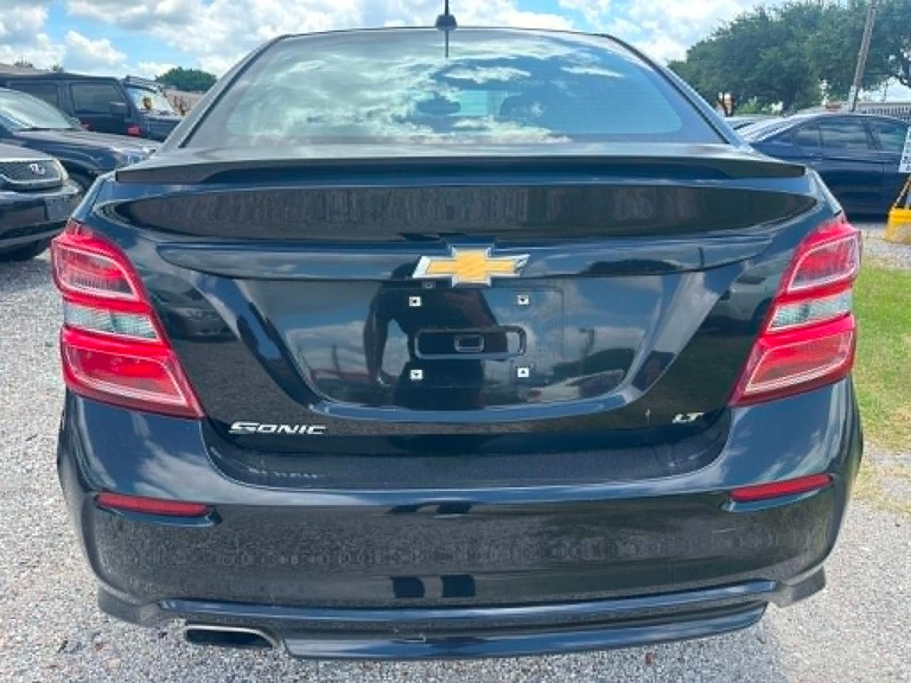 Chevrolet Sonic LT Auto Sedan 2017