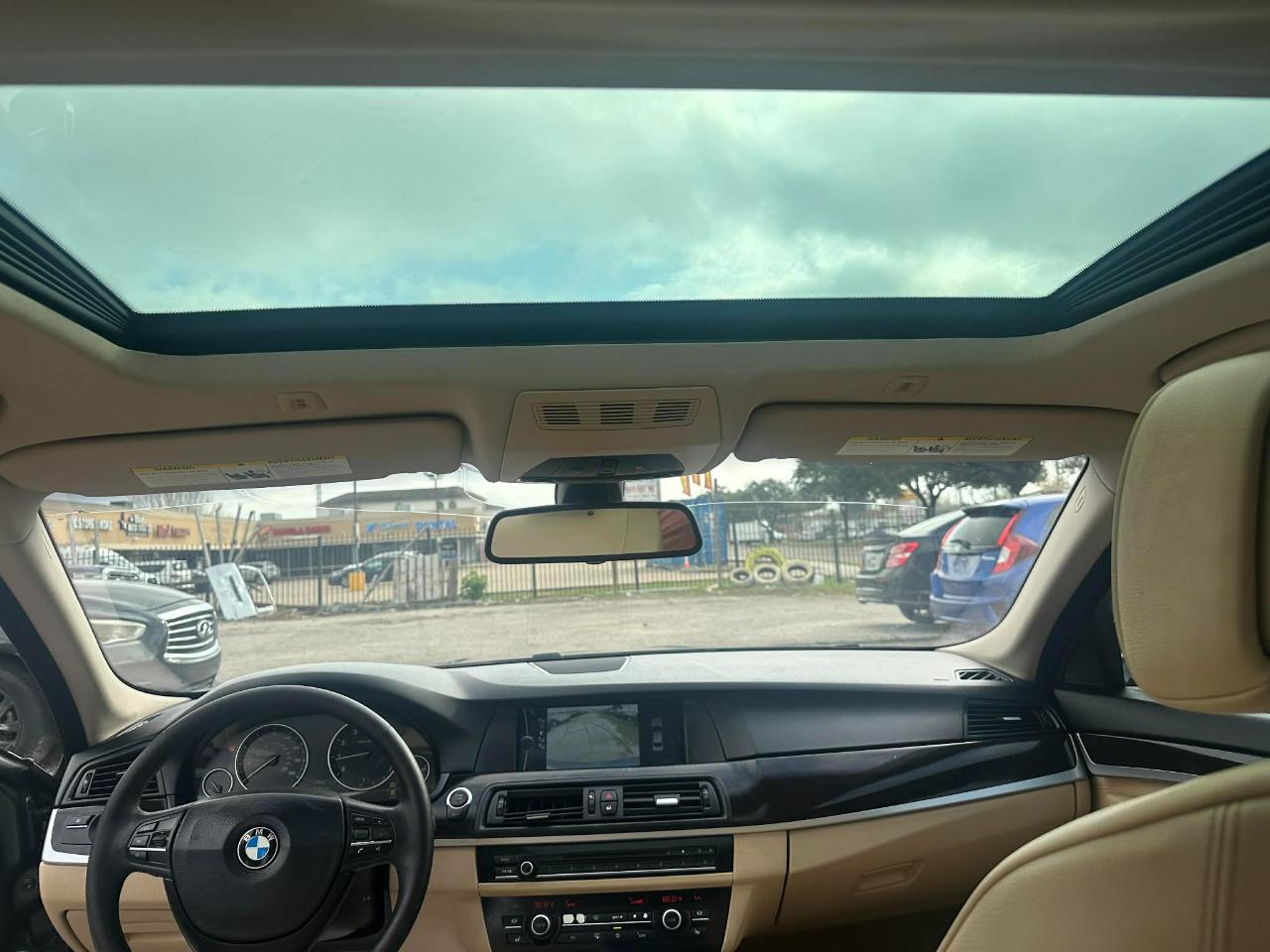 BMW 5-Series 528i xDrive 2012