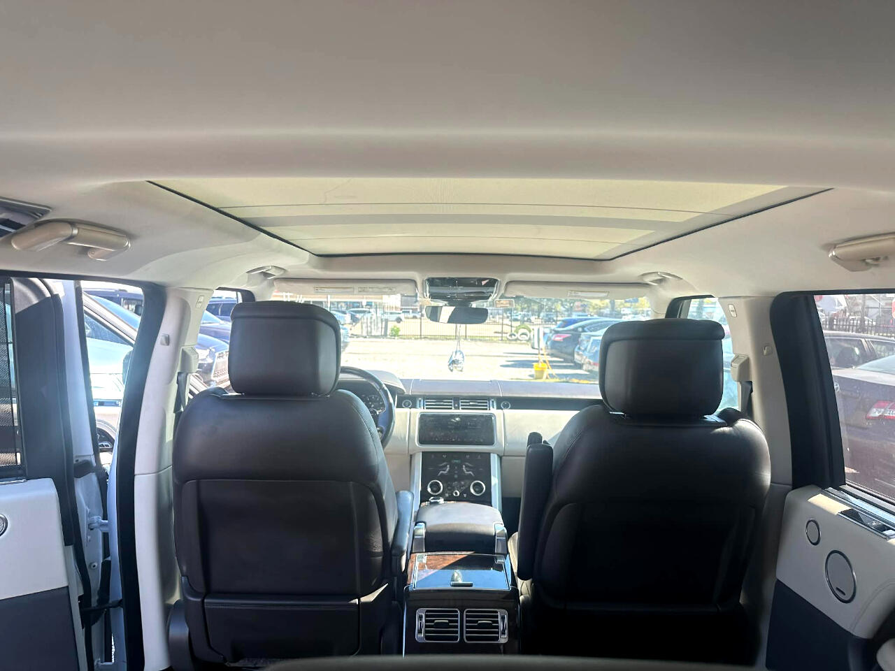 Land Rover Range Rover Supercharged LWB 2018