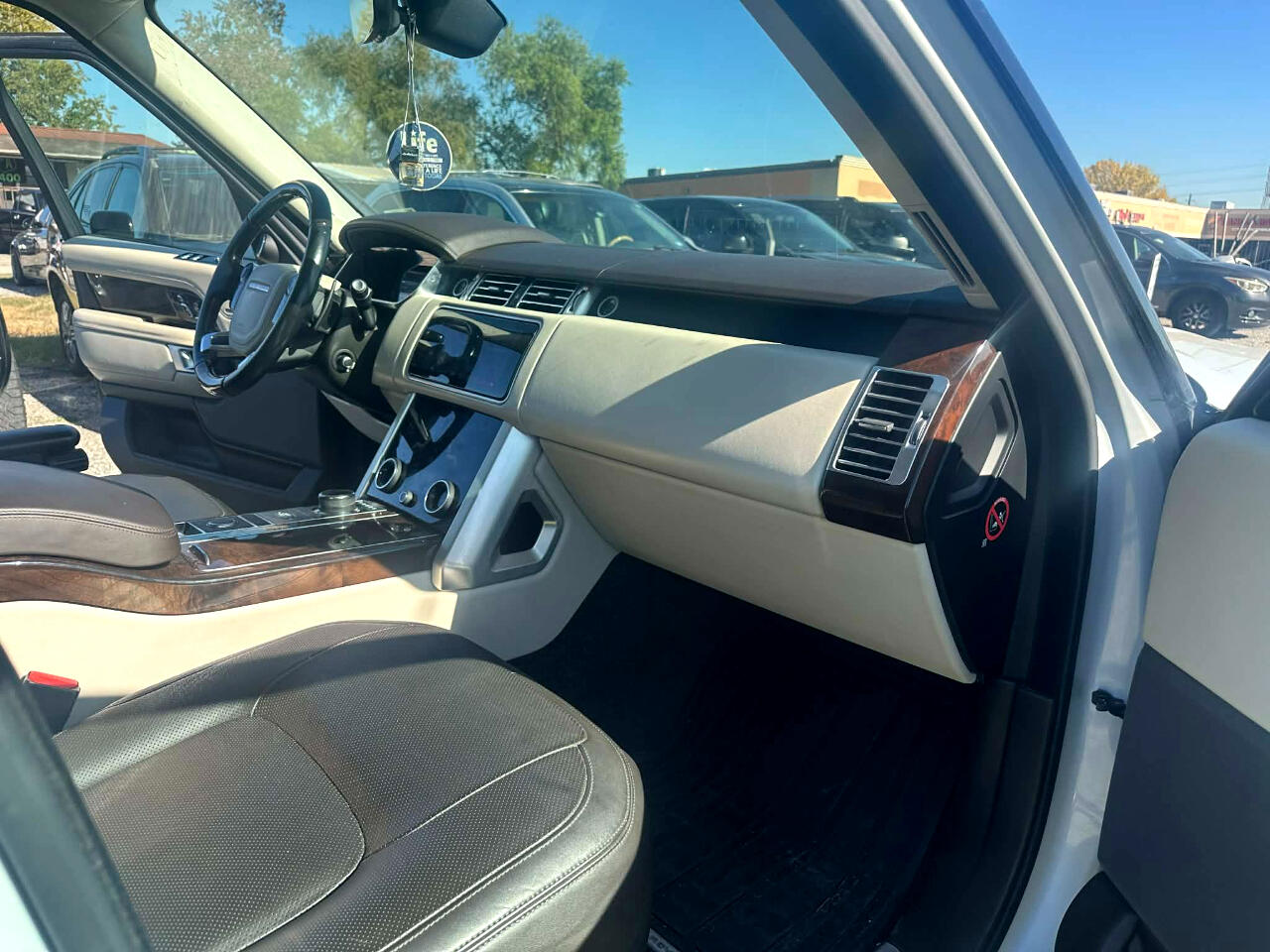 Land Rover Range Rover Supercharged LWB 2018