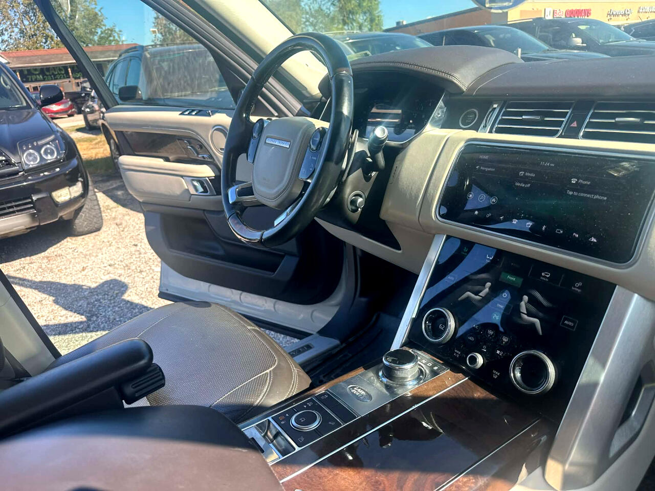 Land Rover Range Rover Supercharged LWB 2018