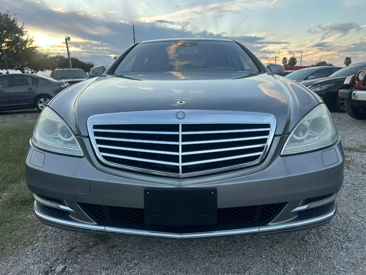 Mercedes-Benz S-Class S550 2012