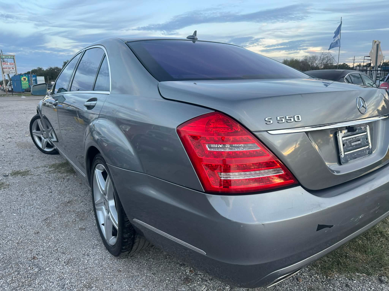 Mercedes-Benz S-Class S550 2012