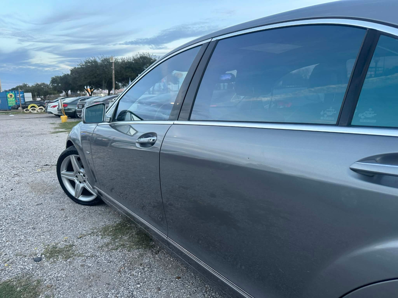 Mercedes-Benz S-Class S550 2012