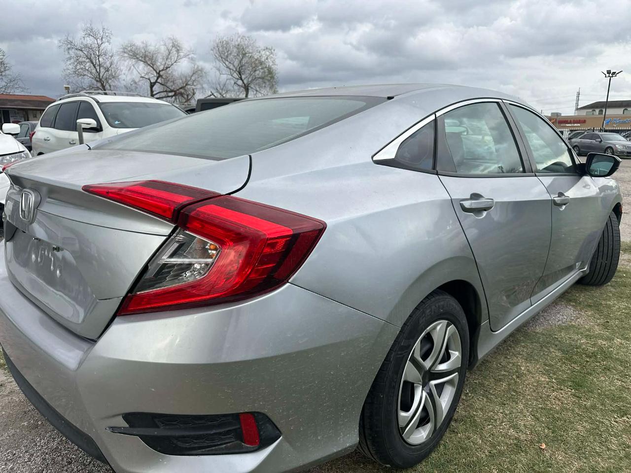 Honda Civic LX Sedan CVT 2018