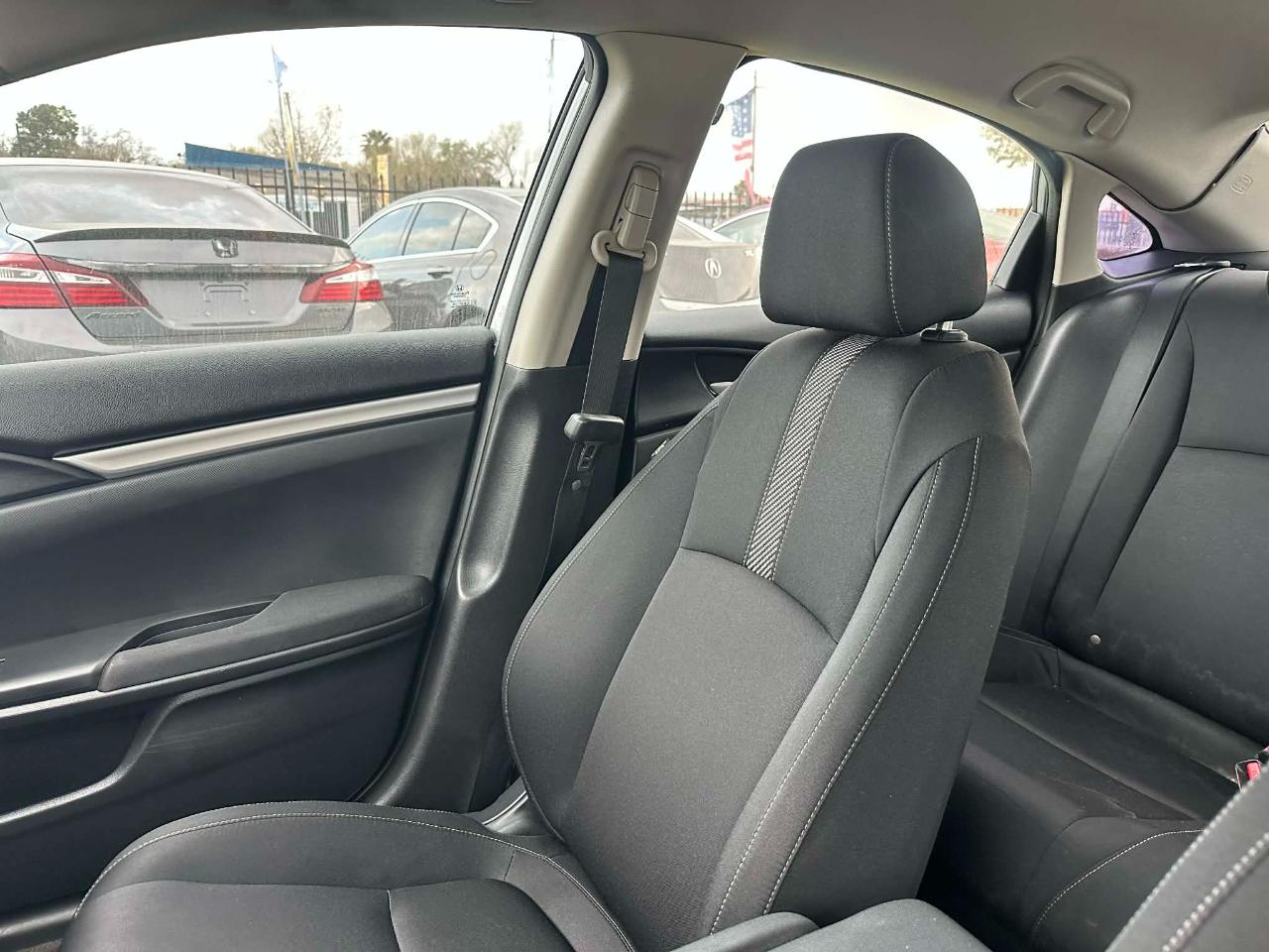 Honda Civic LX Sedan CVT 2018
