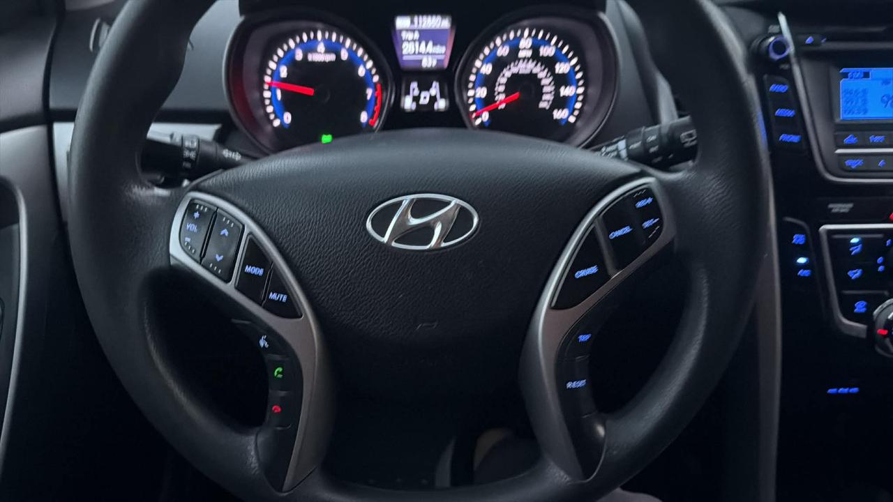 Hyundai Elantra GT A/T 2017