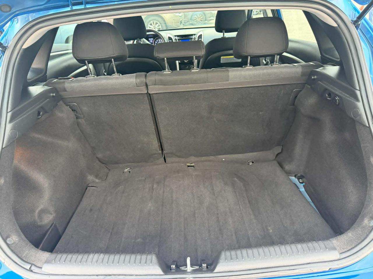 Hyundai Elantra GT A/T 2017