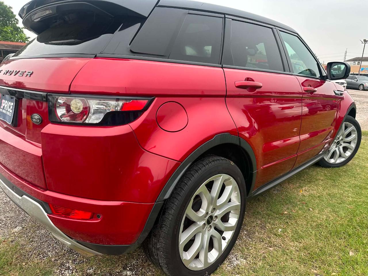Land Rover Range Rover Evoque Dynamic Premium 5-Door 2012