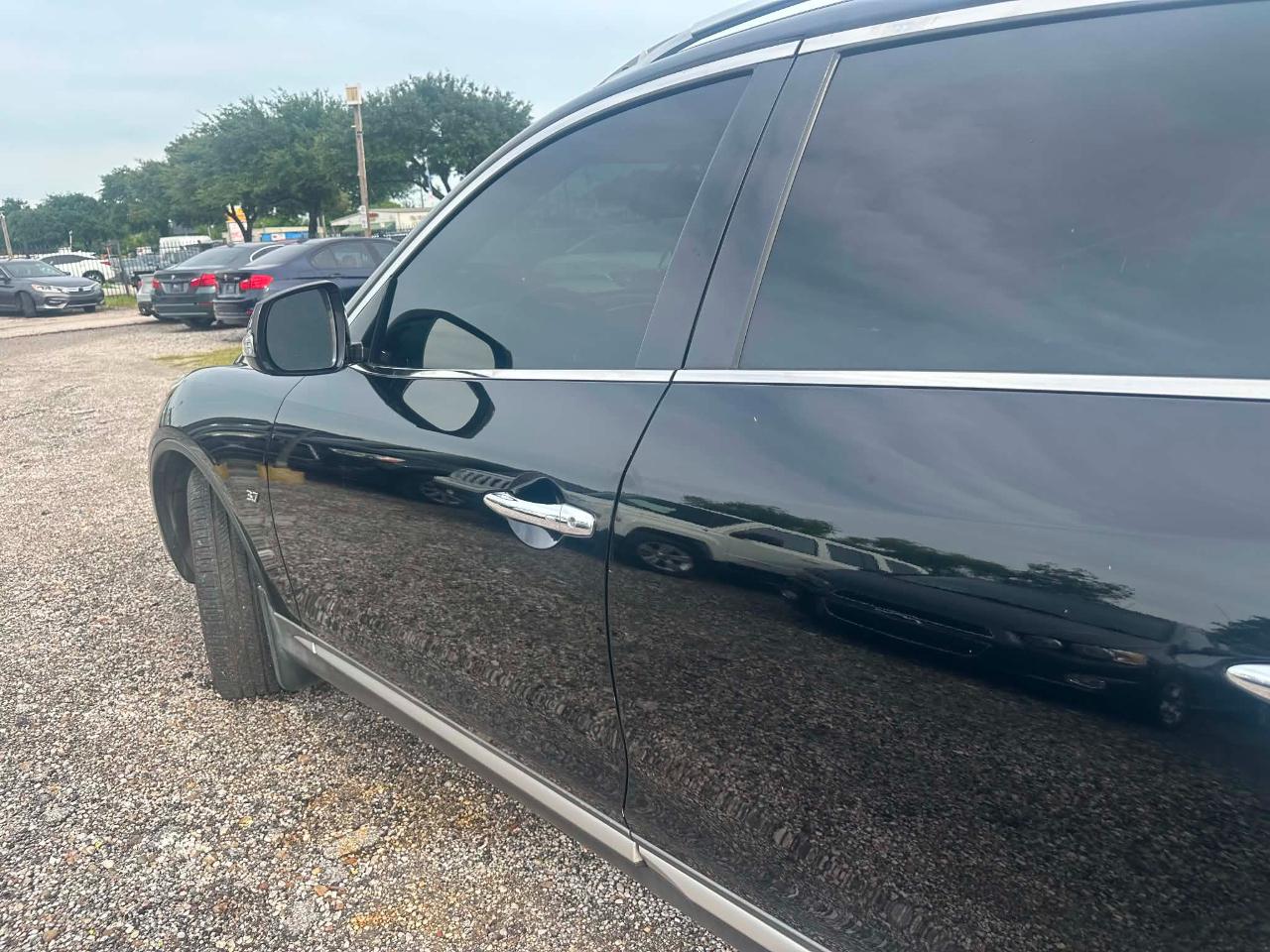 Infiniti QX50 Base AWD 2016