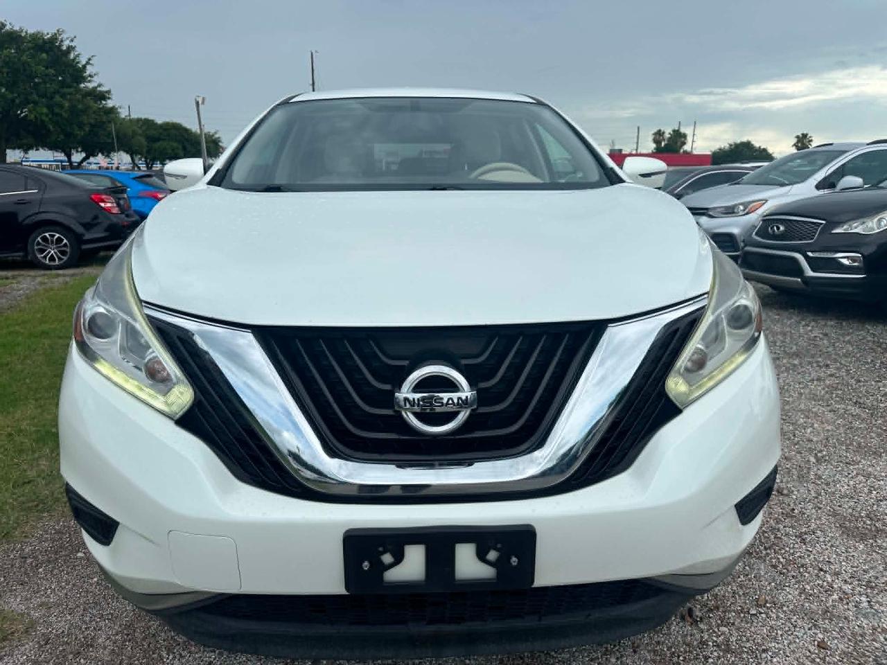 Nissan Murano S 2015