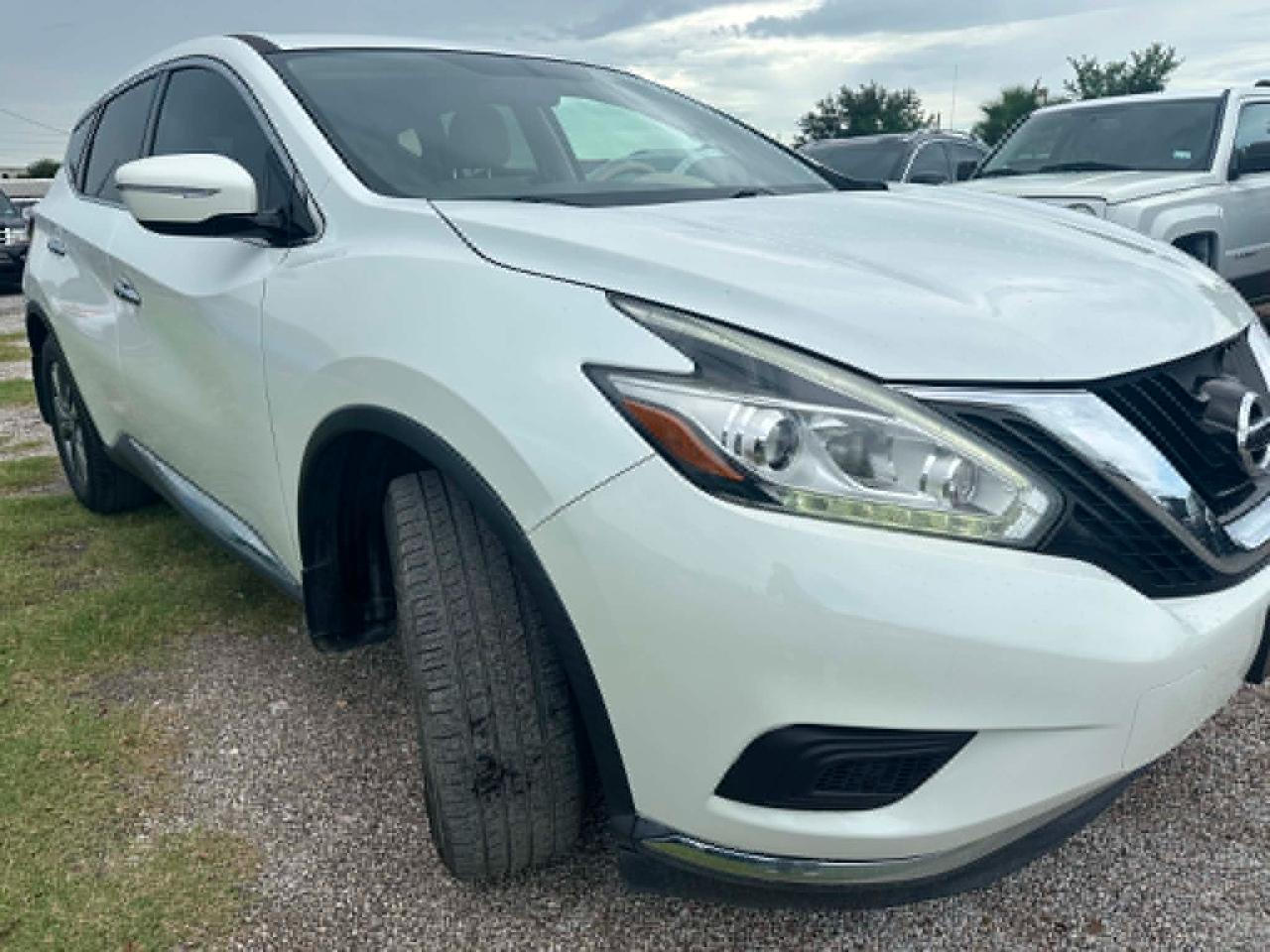 Nissan Murano S 2015