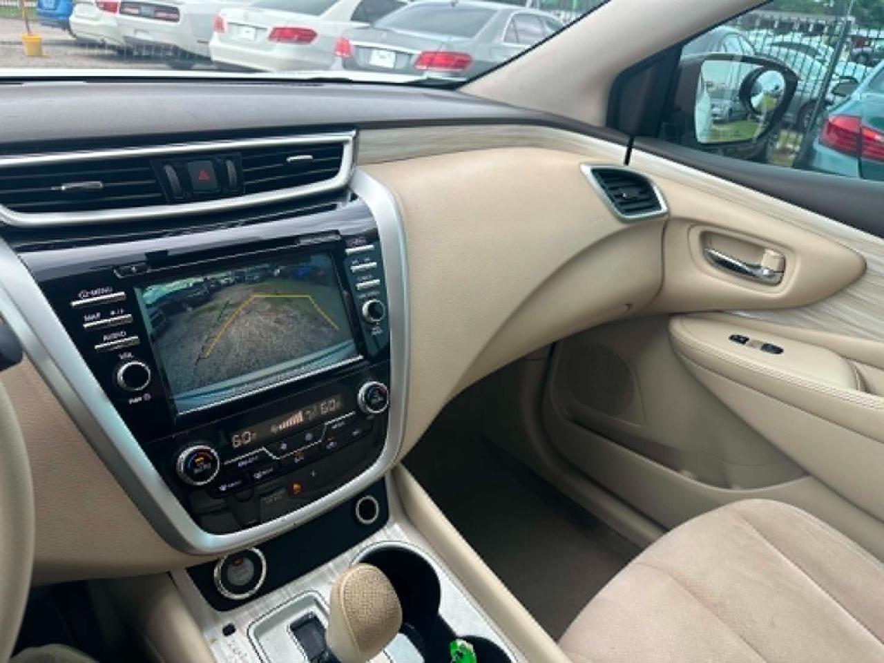 Nissan Murano S 2015