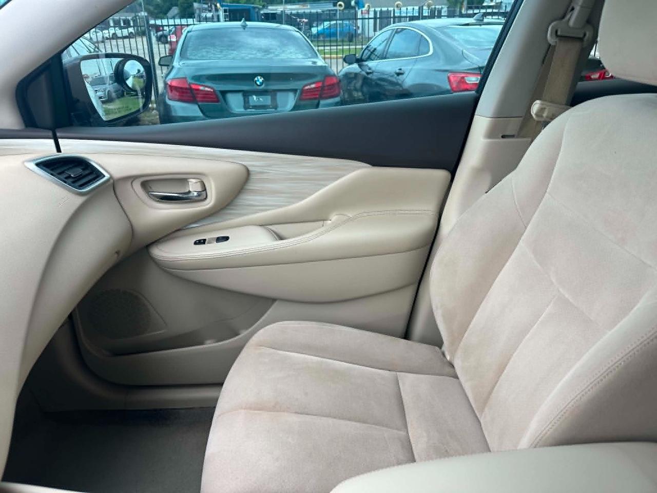 Nissan Murano S 2015