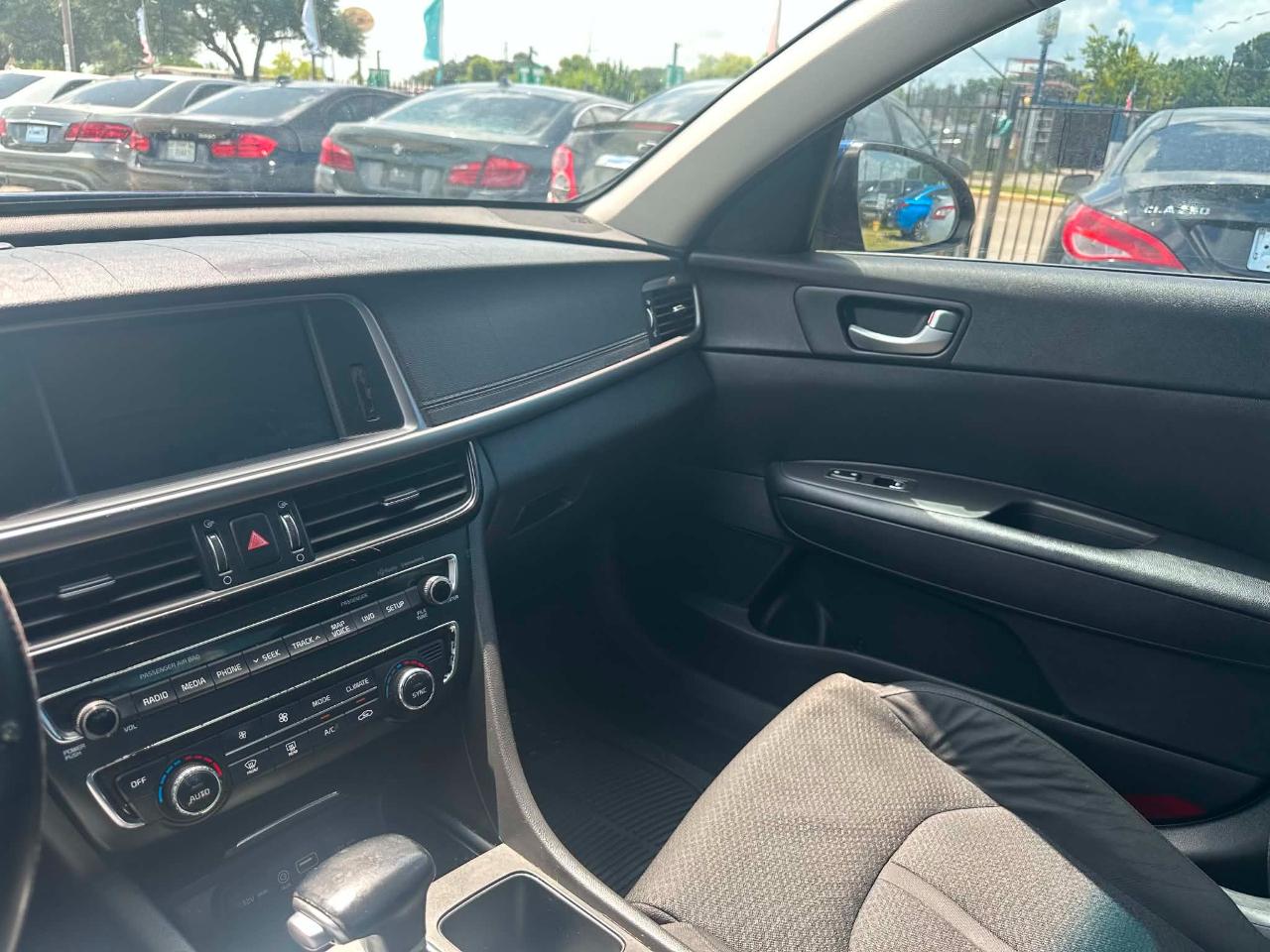 Kia Optima LX 2016