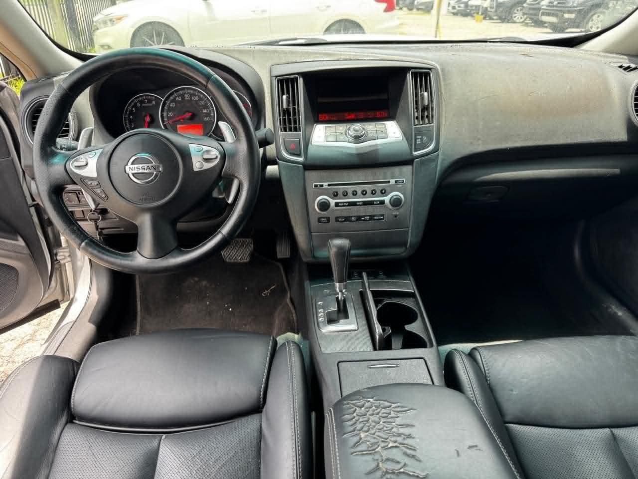 Nissan Maxima S 2011