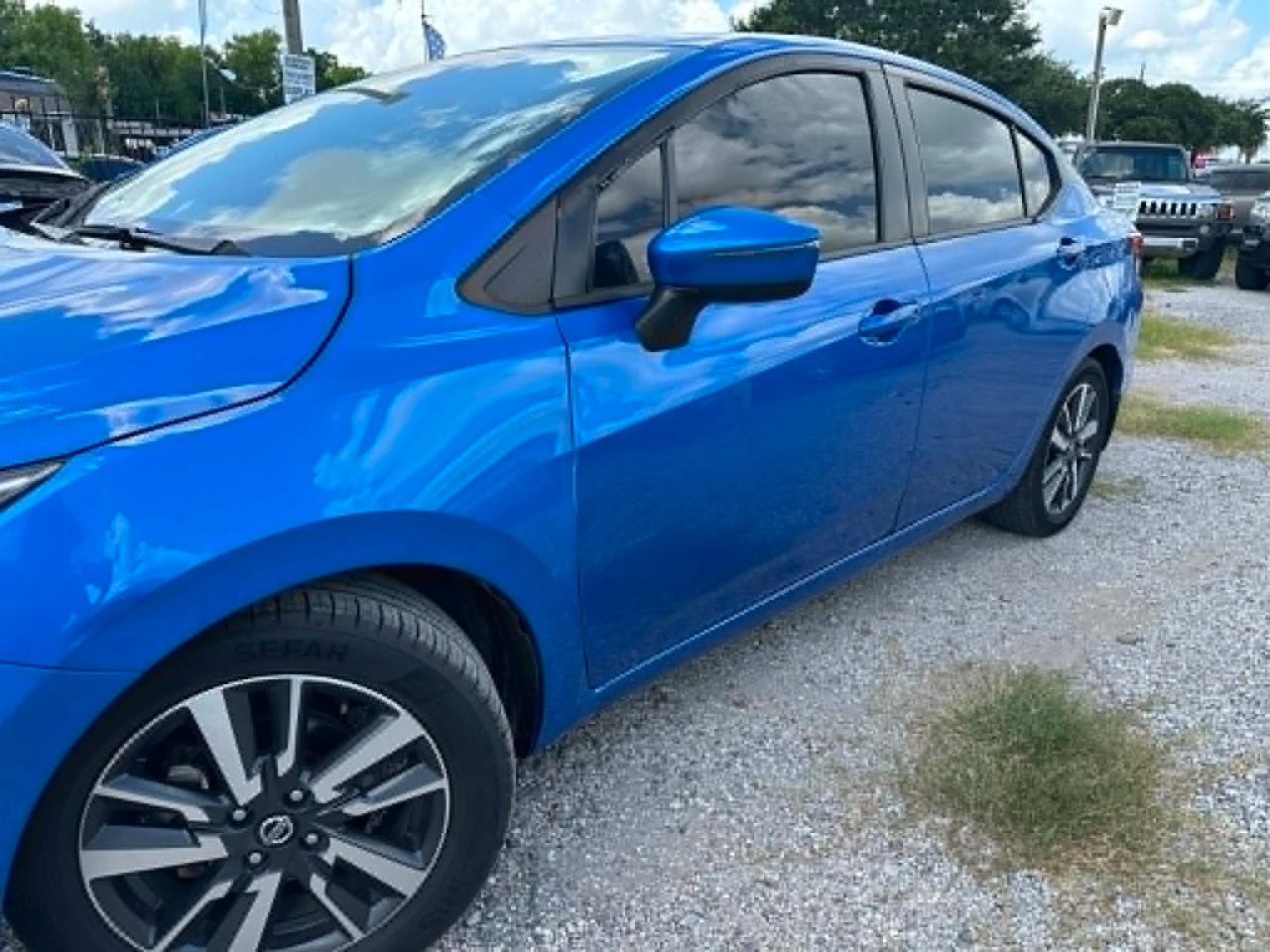 Nissan Versa SV 2020