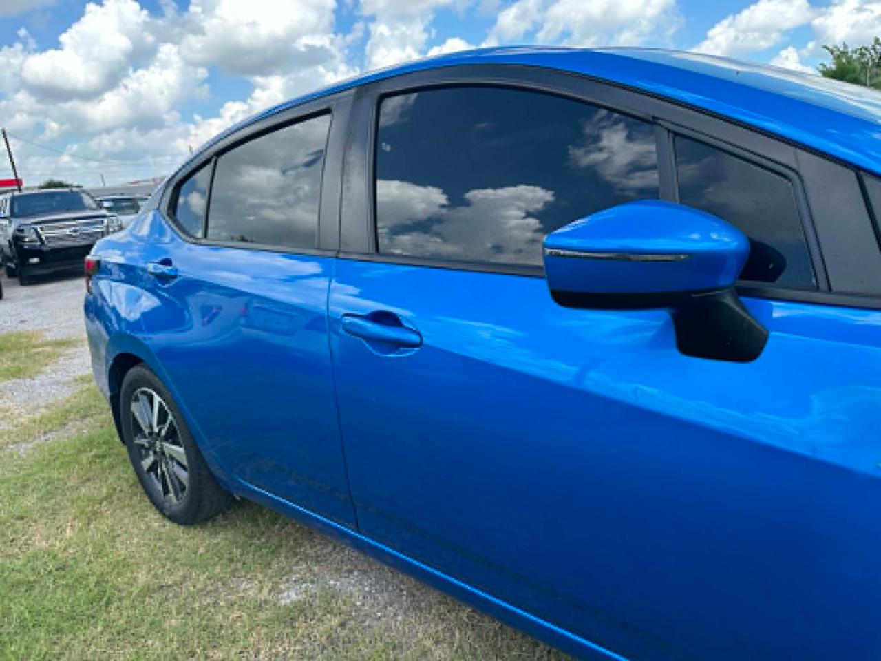 Nissan Versa SV 2020