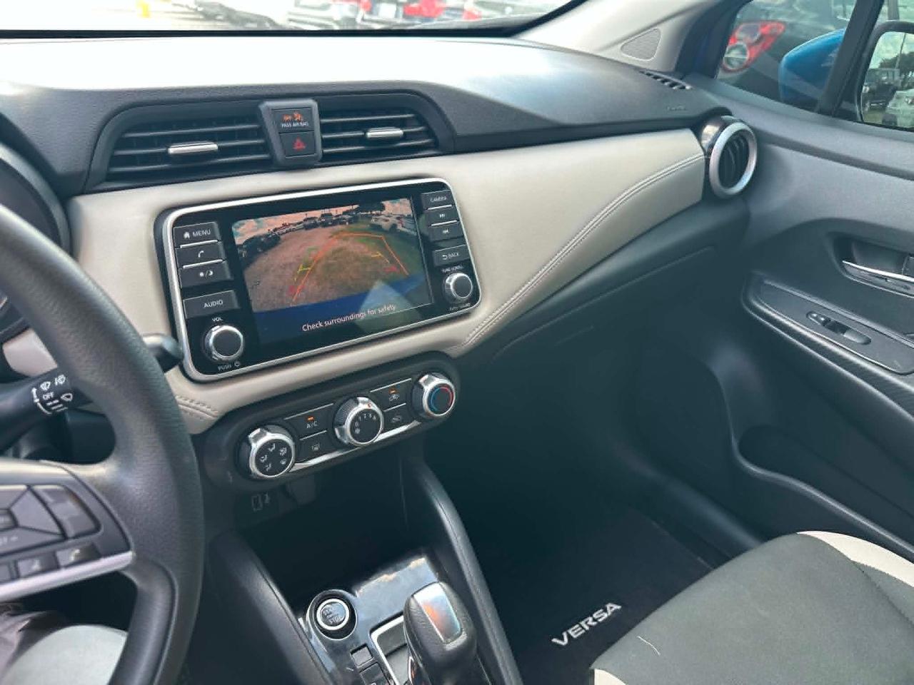 Nissan Versa SV 2020