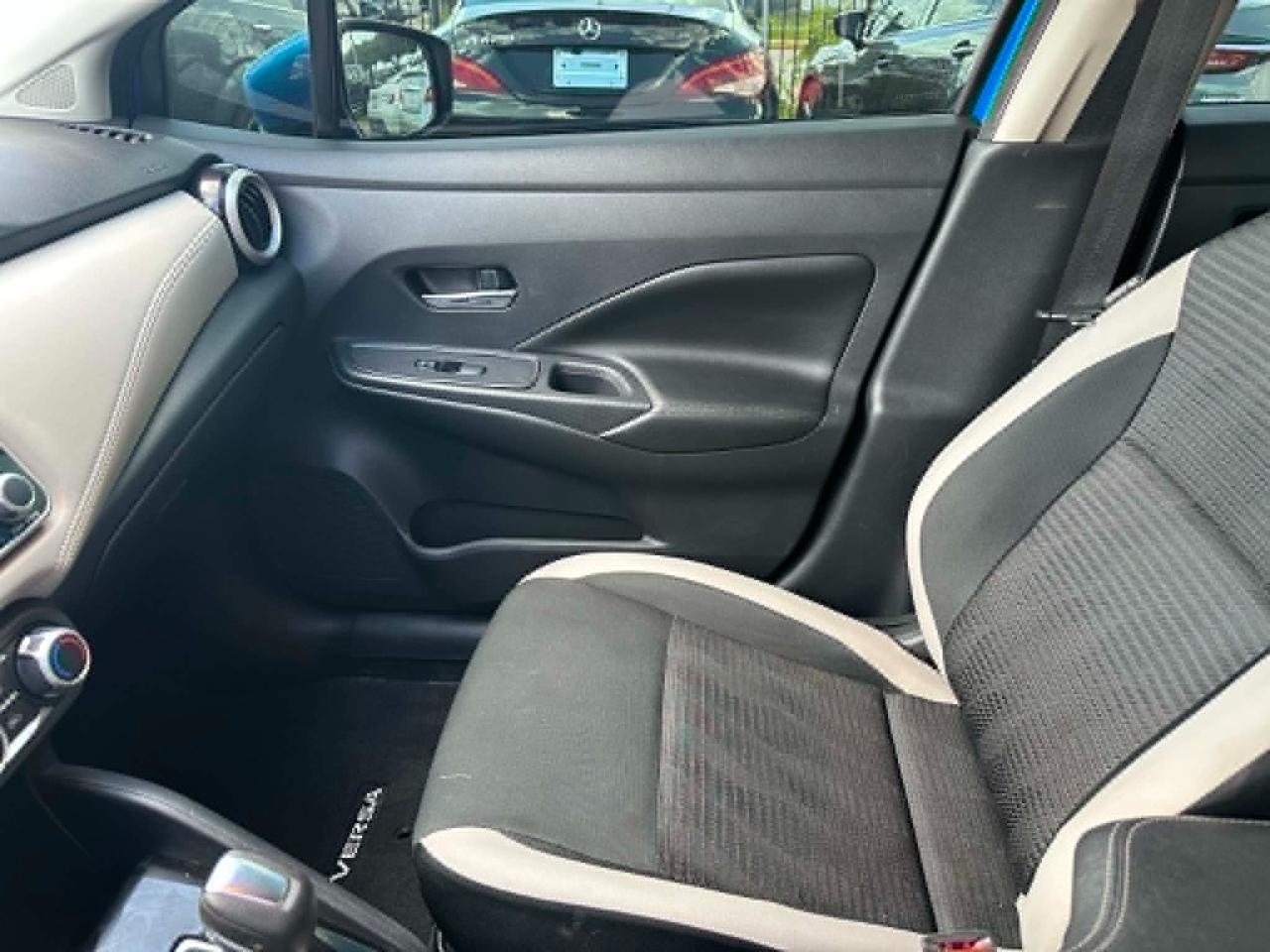 Nissan Versa SV 2020