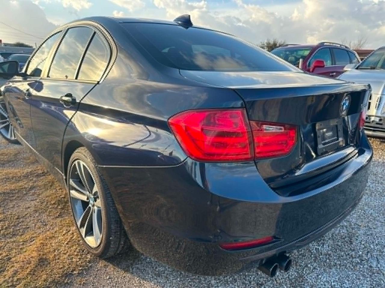 BMW 3-Series 328i SULEV 2015