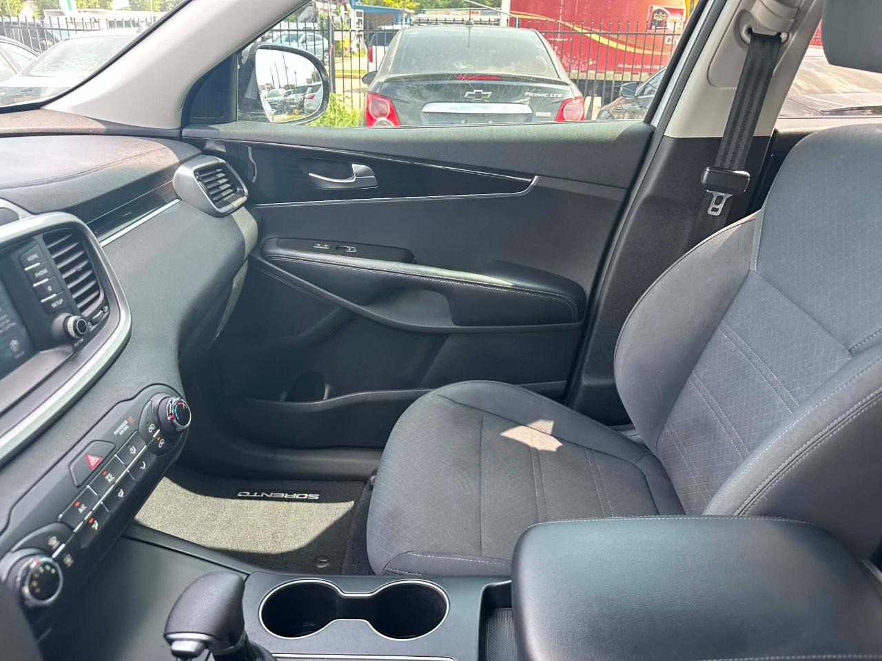 Kia Sorento LX 2WD 2019