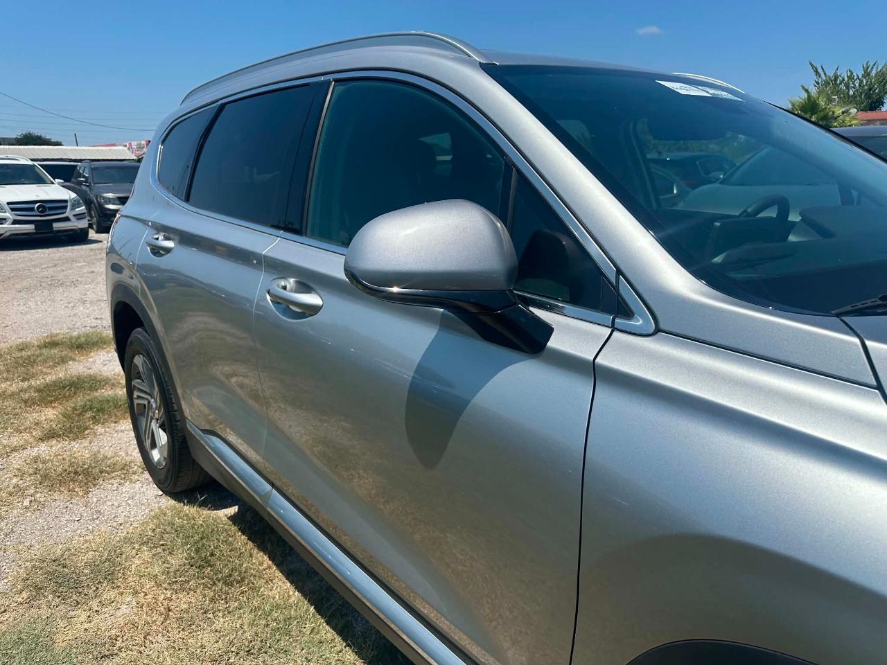 Hyundai Santa Fe SEL 2021