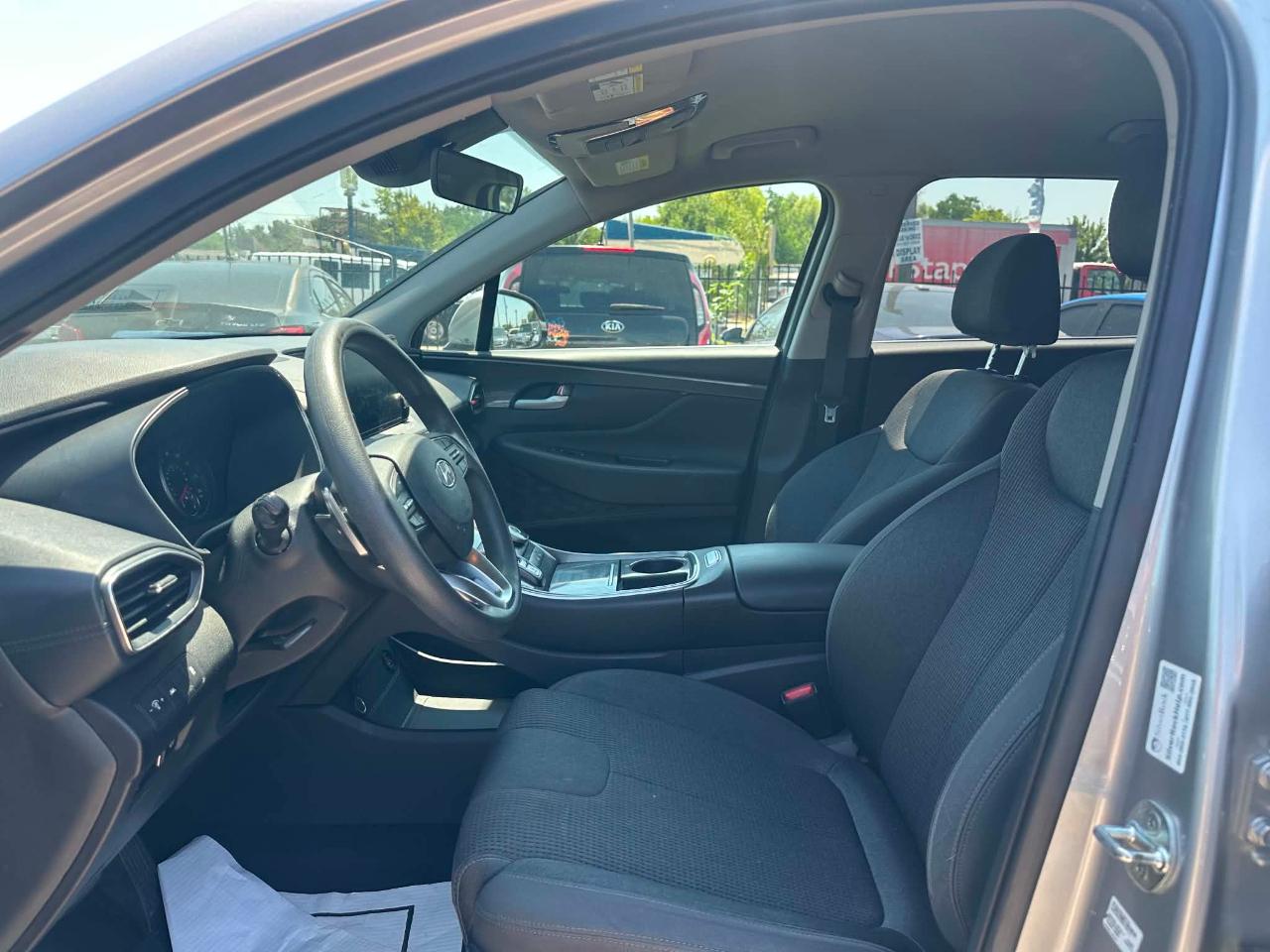 Hyundai Santa Fe SEL 2021