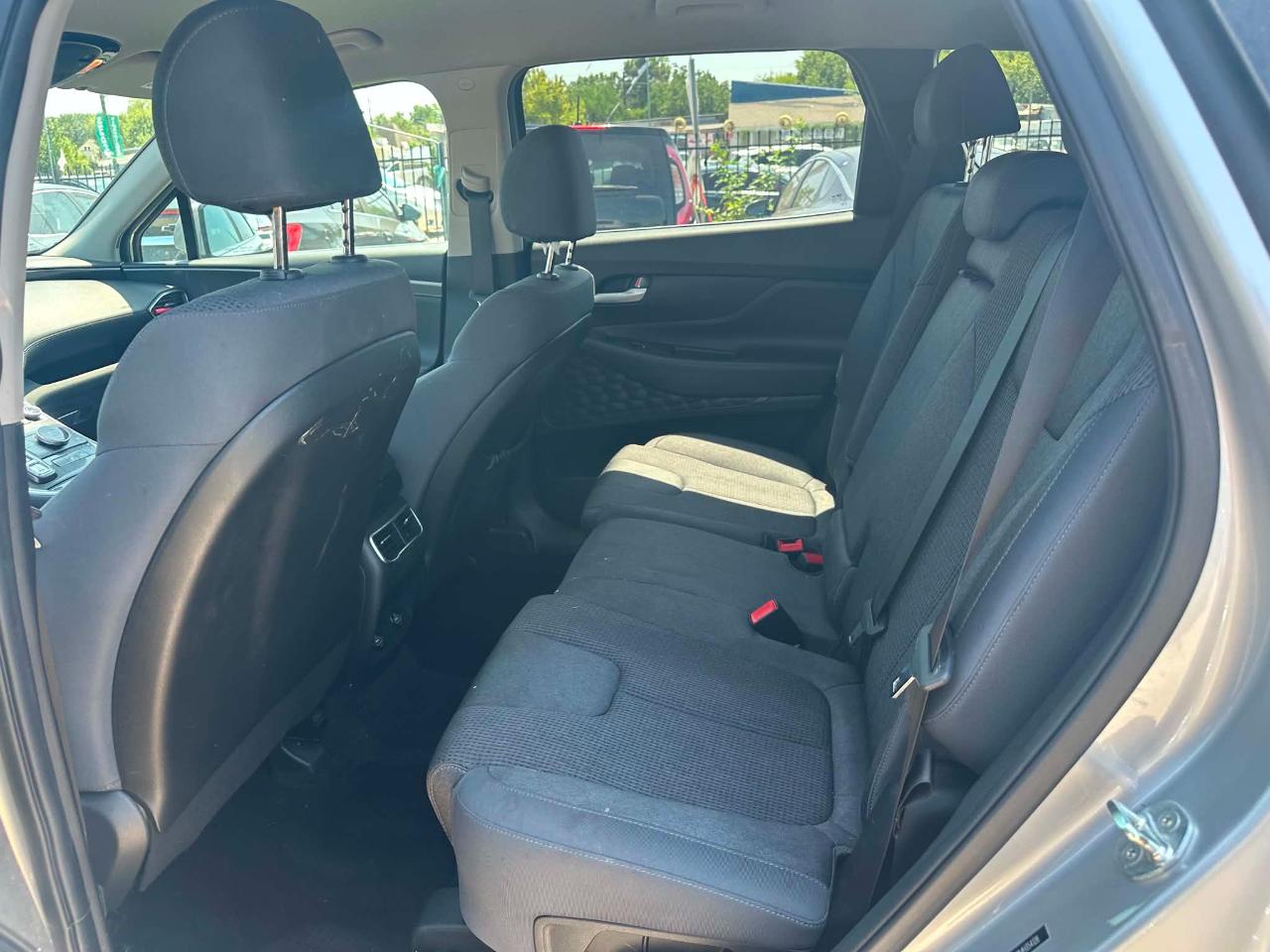 Hyundai Santa Fe SEL 2021