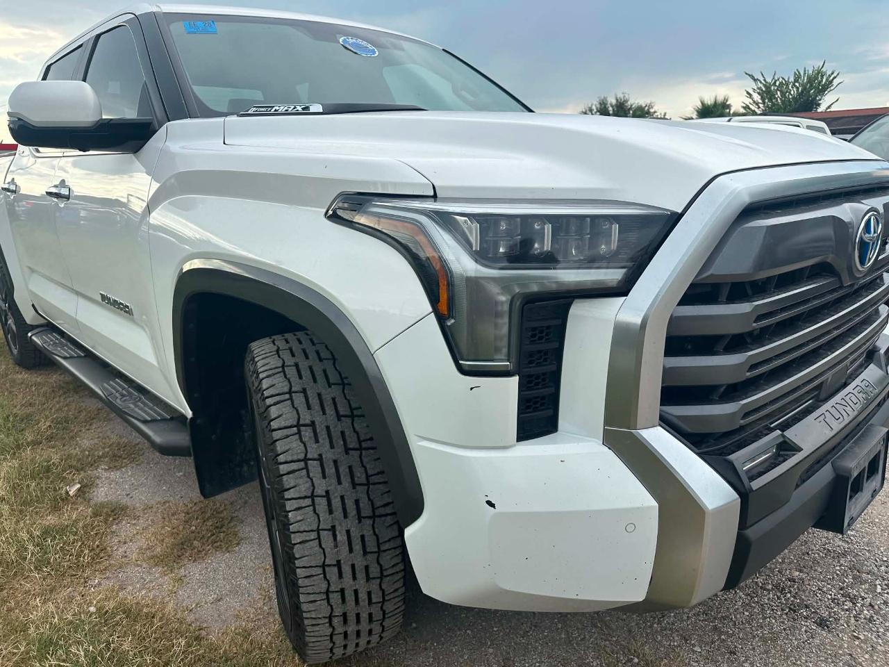 Toyota Tundra Limited CrewMax 4WD Hybrid 2024