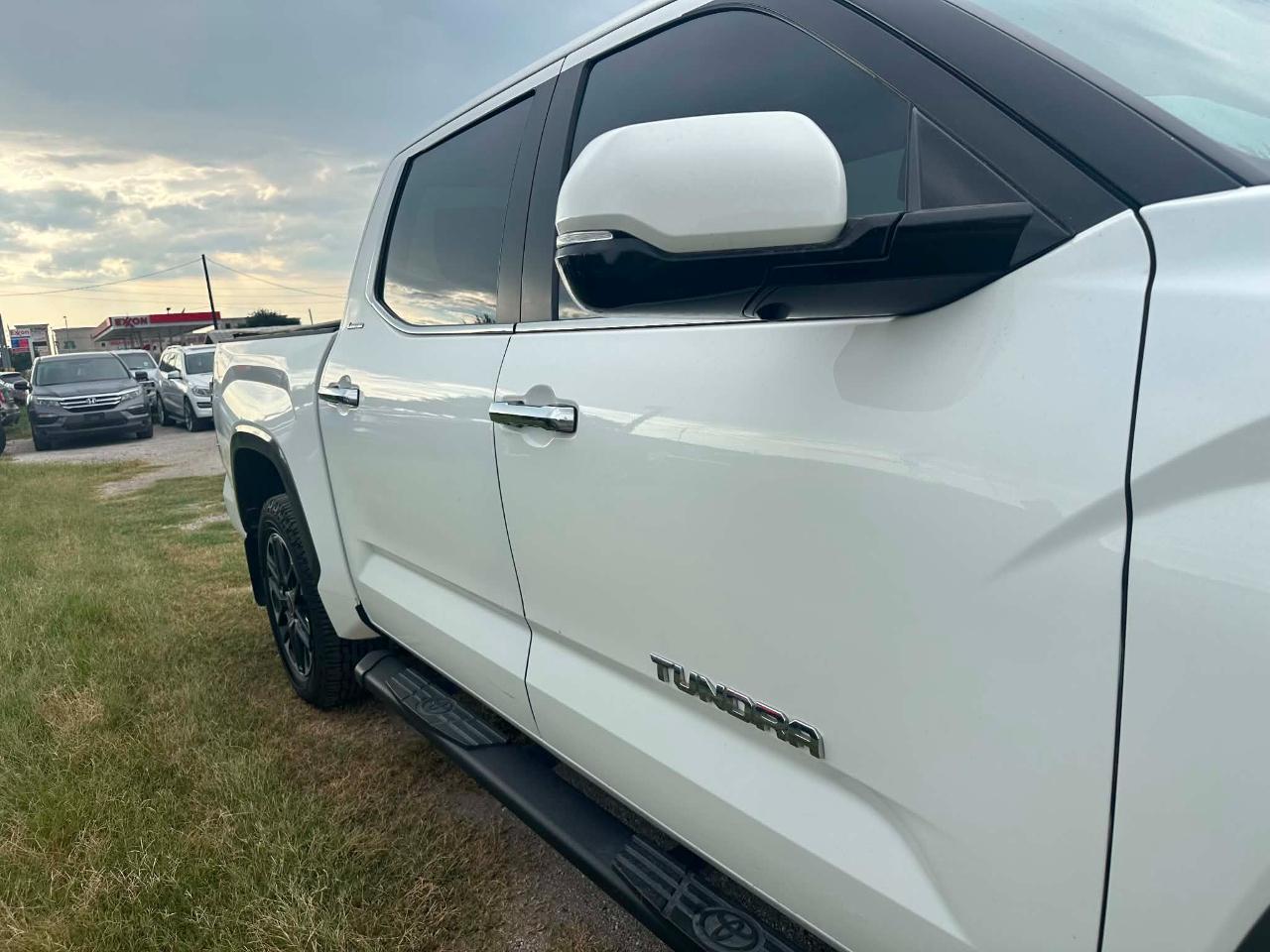 Toyota Tundra Limited CrewMax 4WD Hybrid 2024