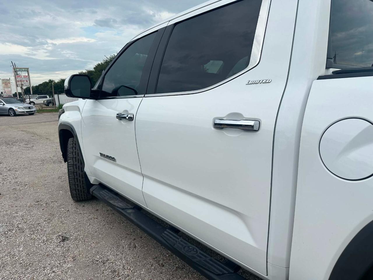 Toyota Tundra Limited CrewMax 4WD Hybrid 2024