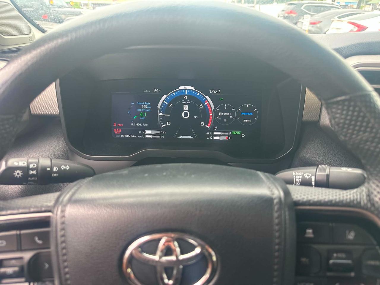 Toyota Tundra Limited CrewMax 4WD Hybrid 2024