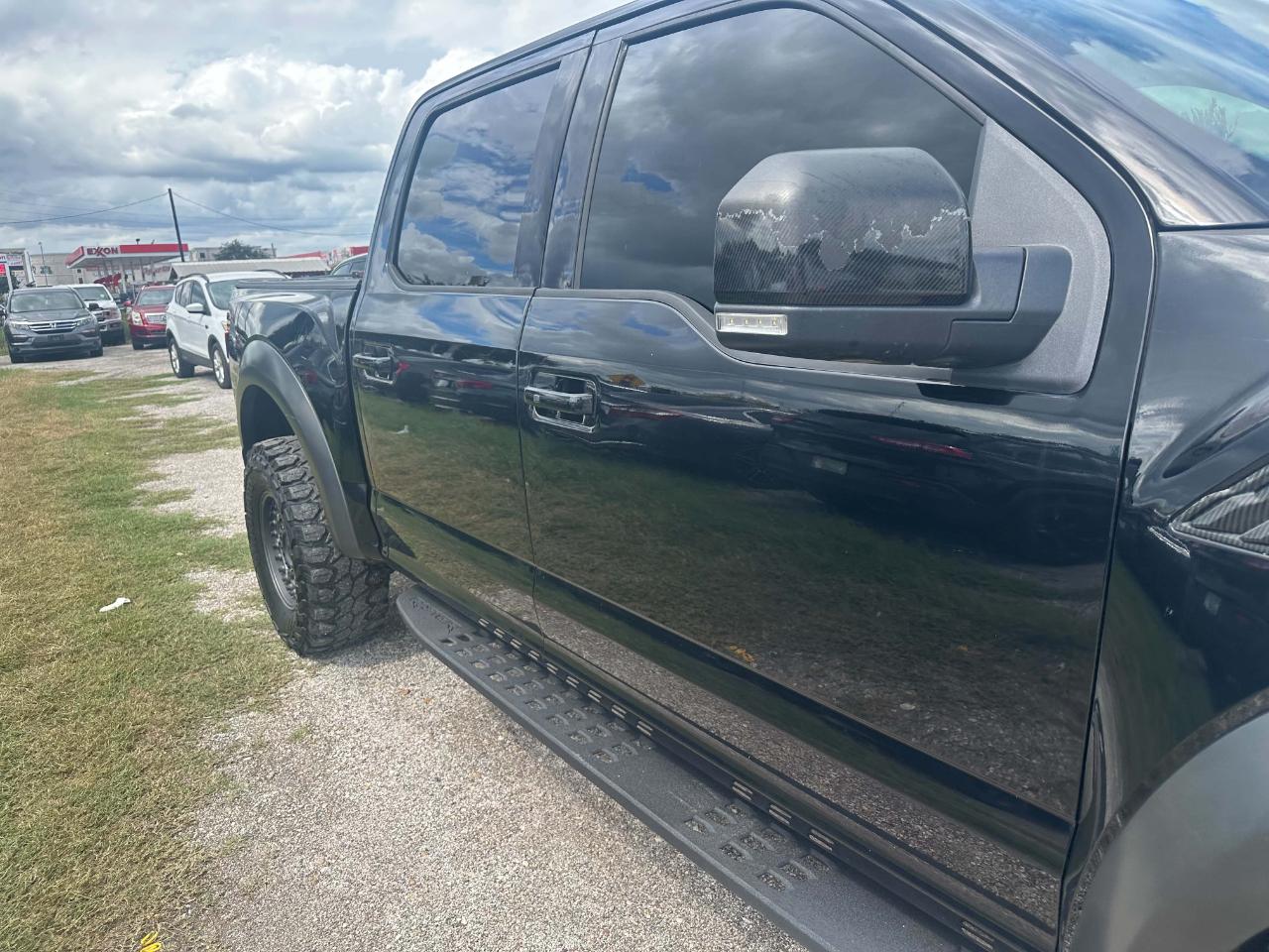 Ford F-150 Raptor SuperCrew 4WD 2017
