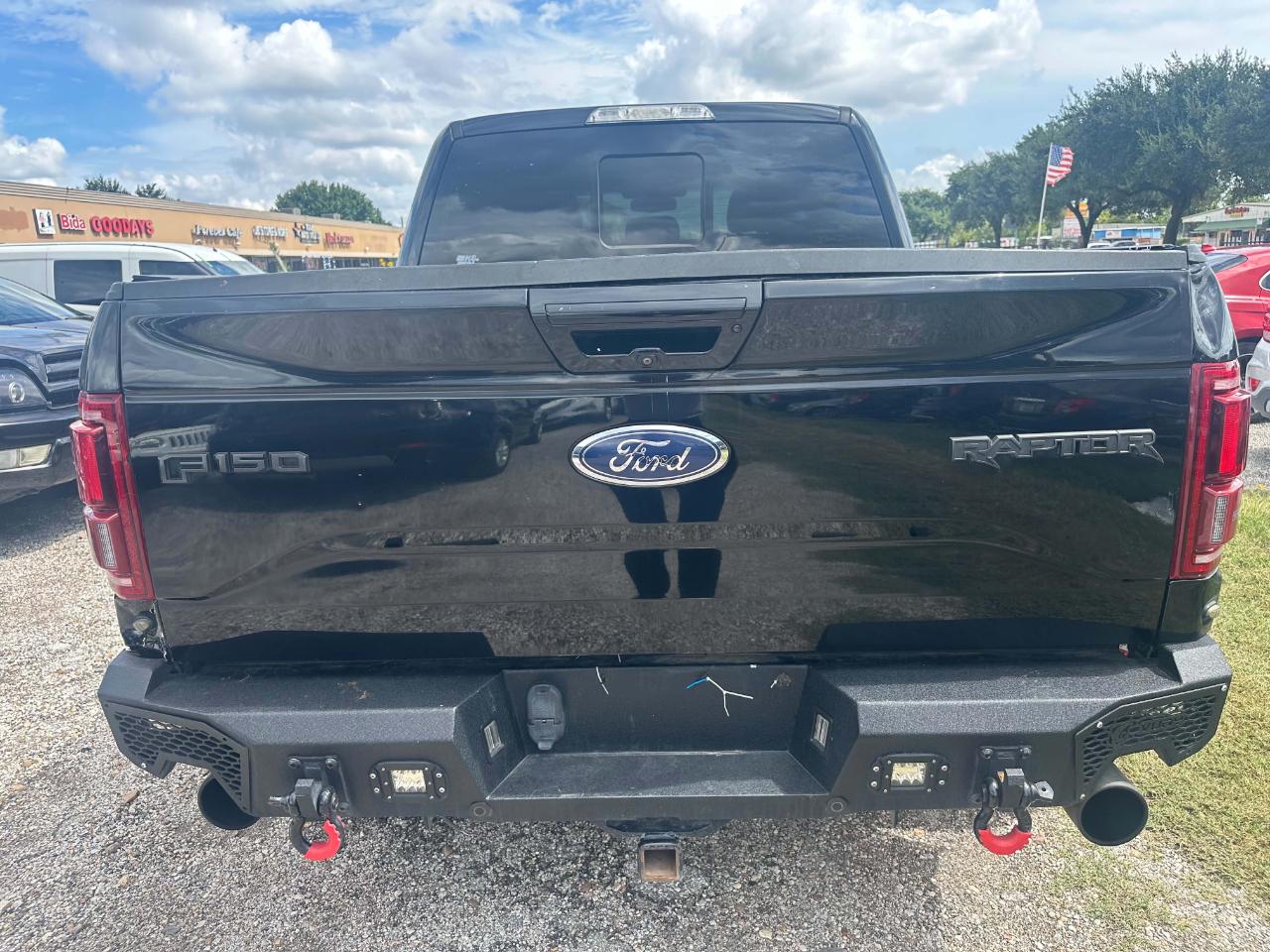 Ford F-150 Raptor SuperCrew 4WD 2017