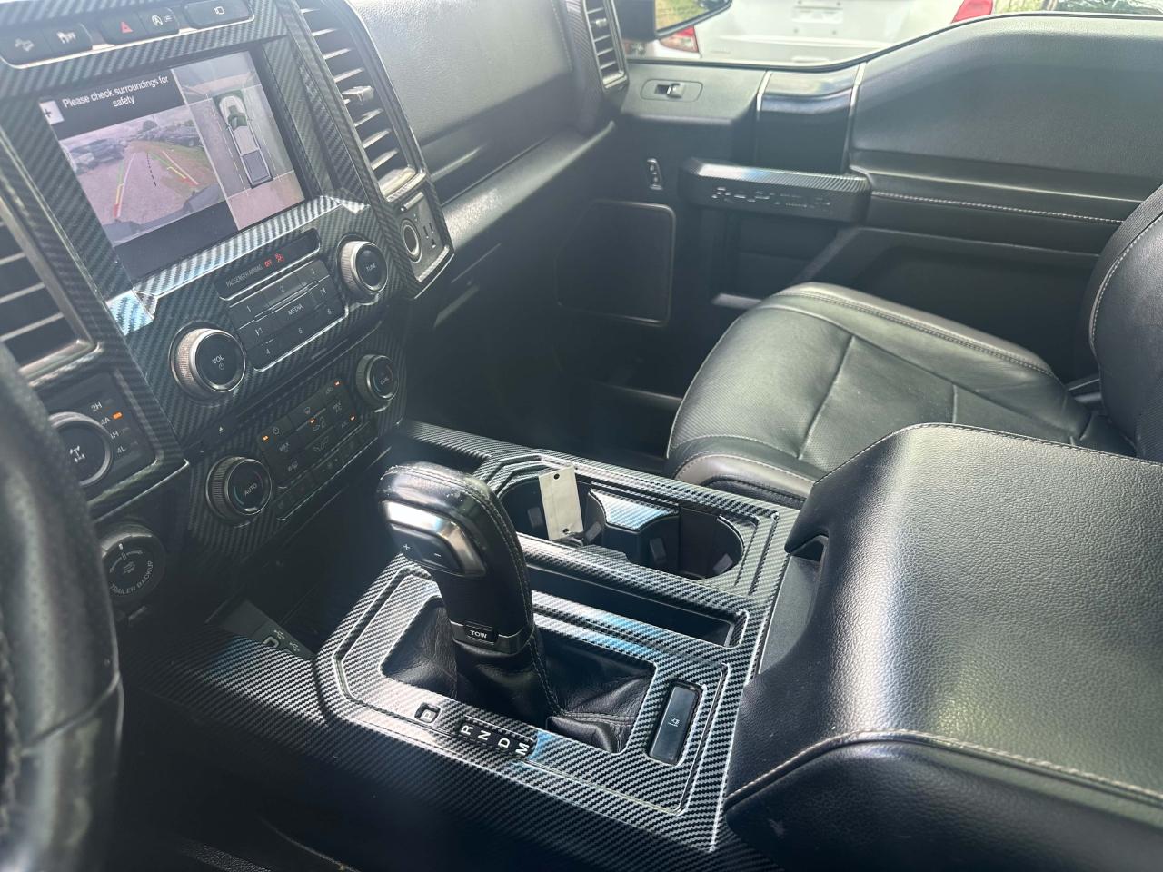 Ford F-150 Raptor SuperCrew 4WD 2017