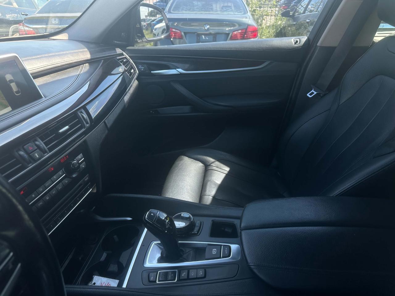 BMW X6 xDrive50i 2015