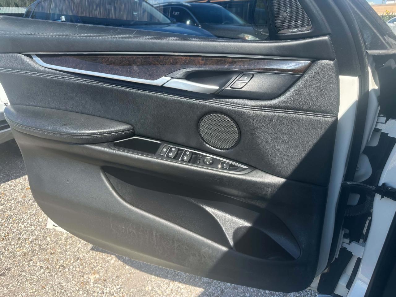 BMW X6 xDrive50i 2015