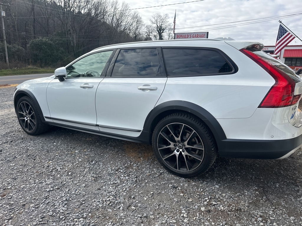 Volvo V90 Cross Country T6 2018