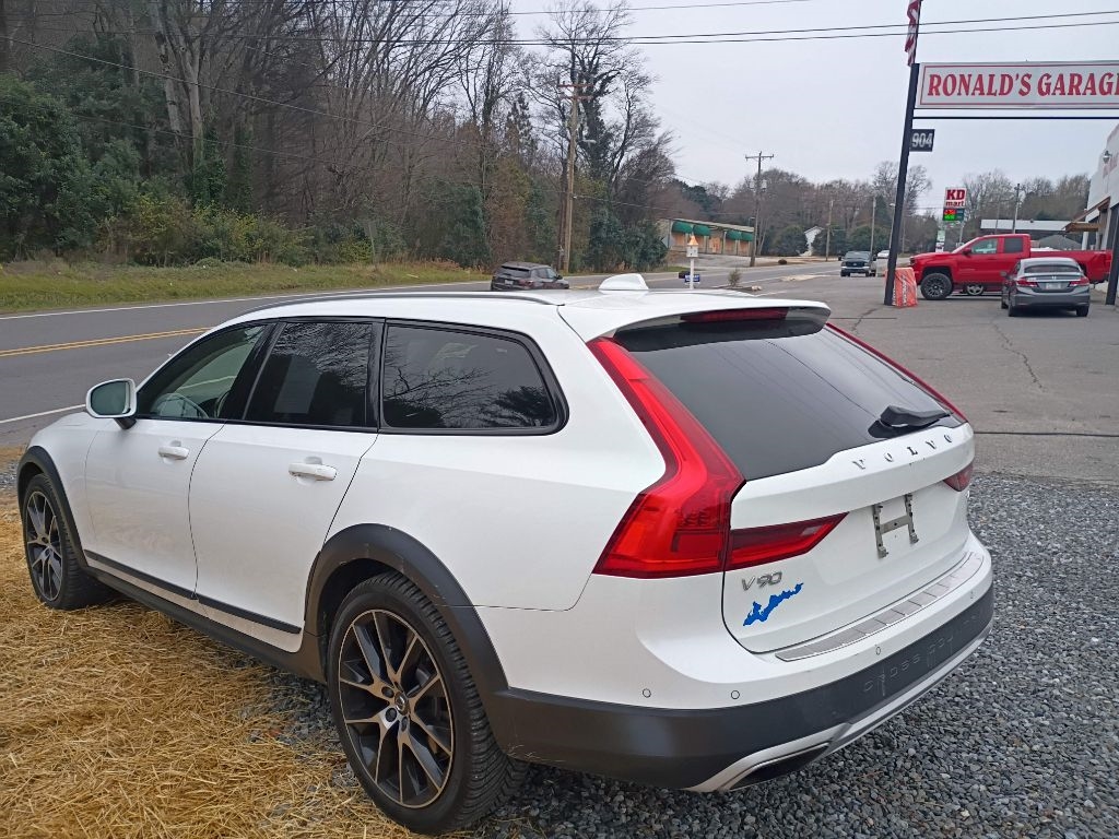Volvo V90 Cross Country T6 2018