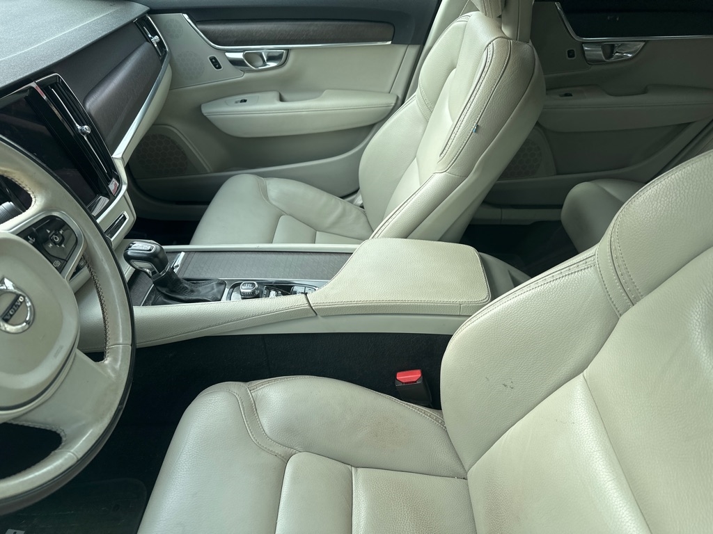 Volvo V90 Cross Country T6 2018