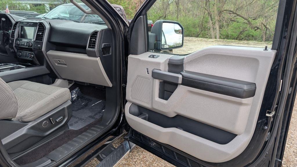 Ford F-150 XL SuperCrew 6.5-ft. Bed 4WD 2017