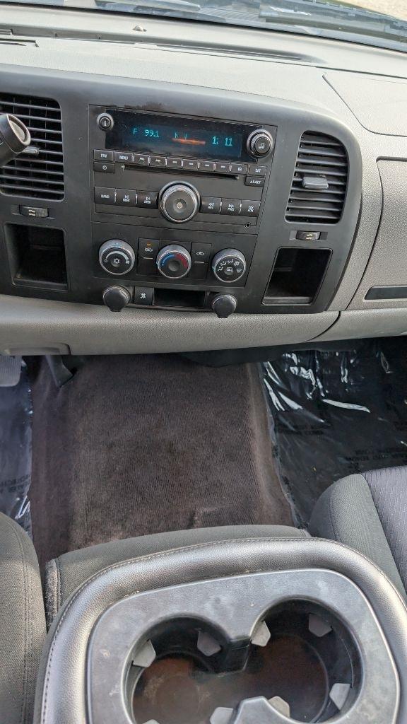 Chevrolet Silverado 1500 LS Crew Cab Short Box 2WD 2011