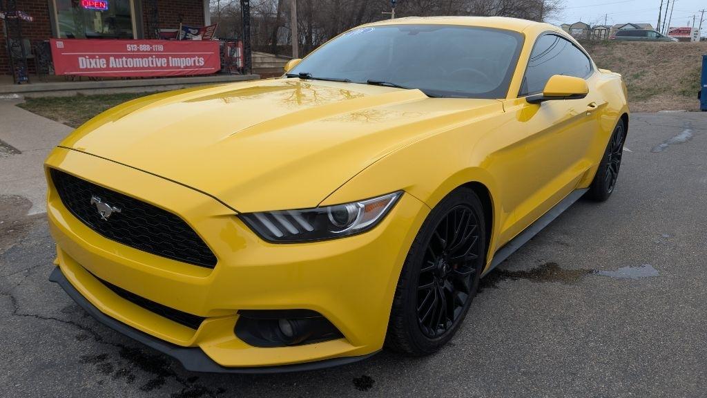 Ford Mustang EcoBoost Coupe 2016