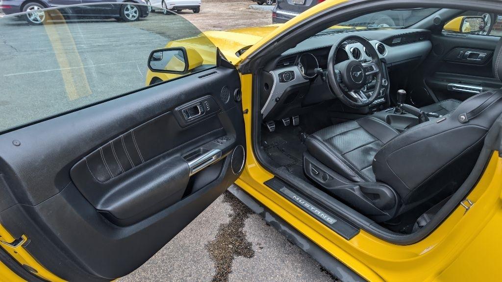 Ford Mustang EcoBoost Coupe 2016