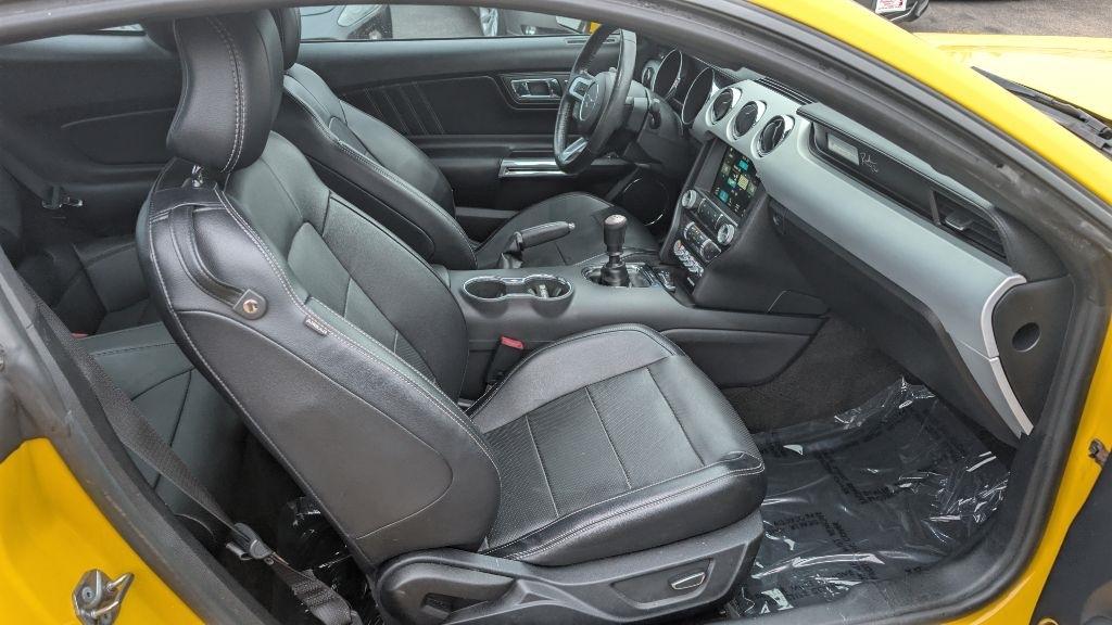 Ford Mustang EcoBoost Coupe 2016