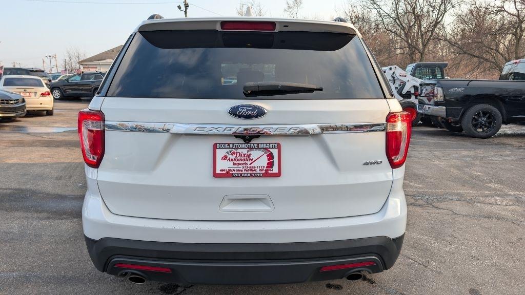 Ford Explorer Base 4WD 2017