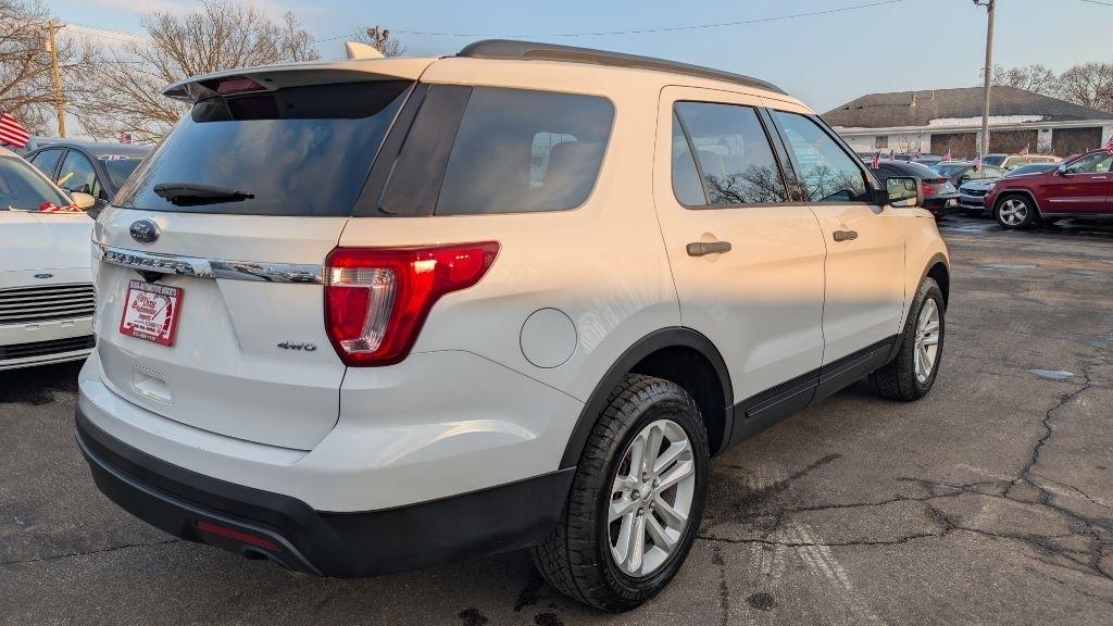 Ford Explorer Base 4WD 2017